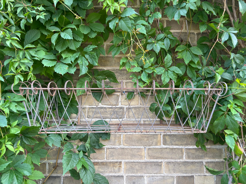 Loire Wire Wall Basket