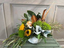 Load image into Gallery viewer, Pumpkin Floral Arrangement