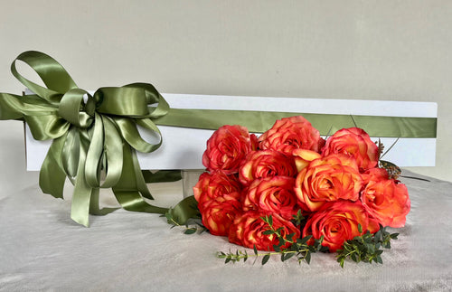 Boxed Dozen Roses
