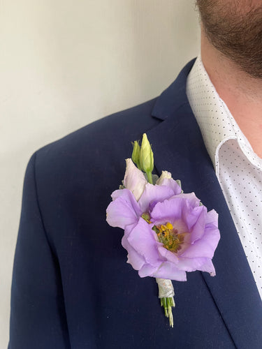 Lisanthus Boutonniere